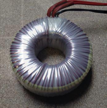 Ringtransformator 230V/12V 100VA