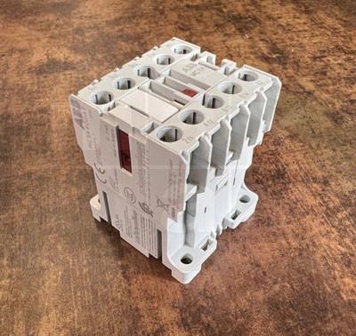 Schütz 20A/4kW FE neu
