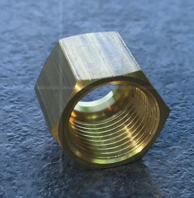 Mutter M12 Anschluss 8 mm